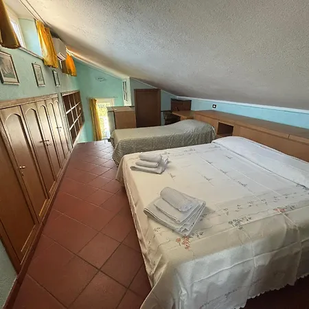 Porta Delle Langhe * Carrù