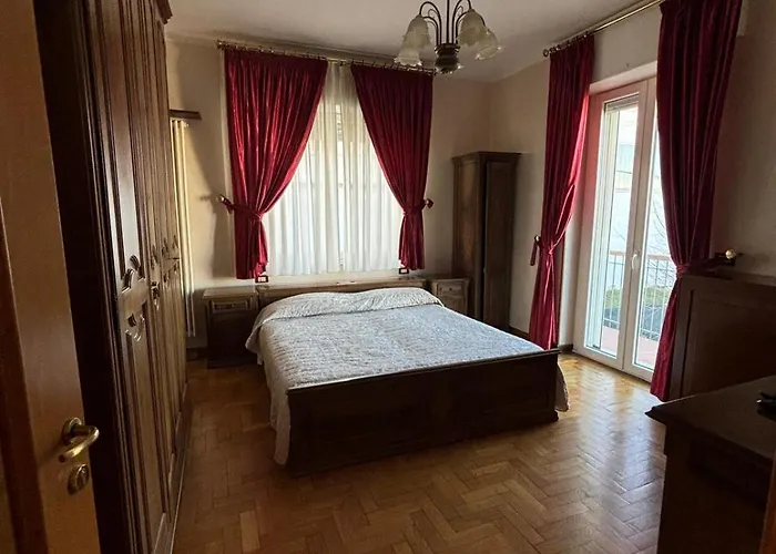 Porta Delle Langhe 公寓