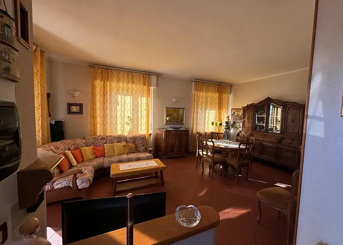 Porta Delle Langhe 公寓 *